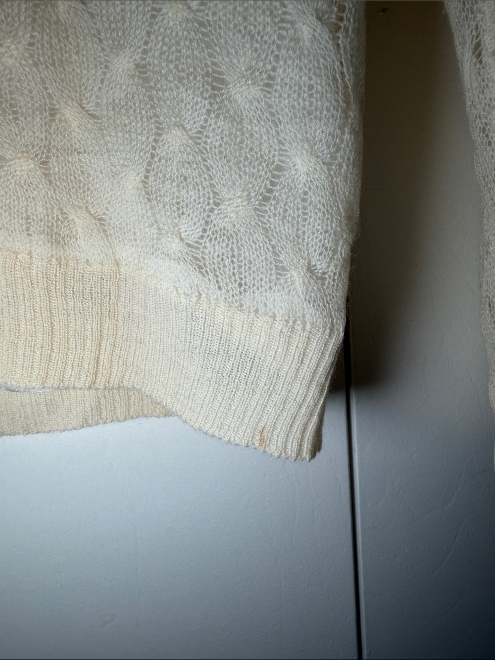 Women's Cream Cable Knit Button-Front Sweater Cardigan - Picture 4 of 6